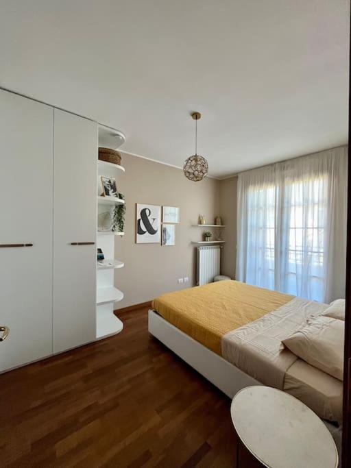 Apartamento Casa Di Lillo Merate Exterior foto